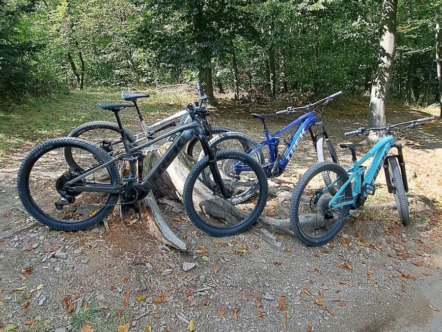 Testování-kol-Trek-v-Jedovnici-03-Flystork